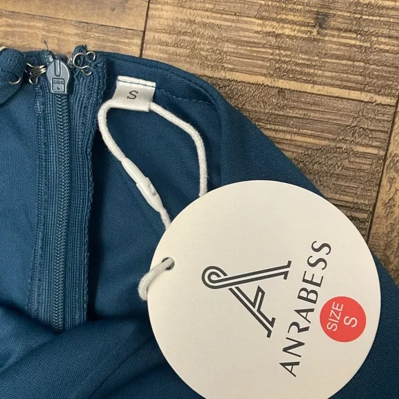 Chic Teal One-Shoulder Jumpsuit - Picture 2 of 6